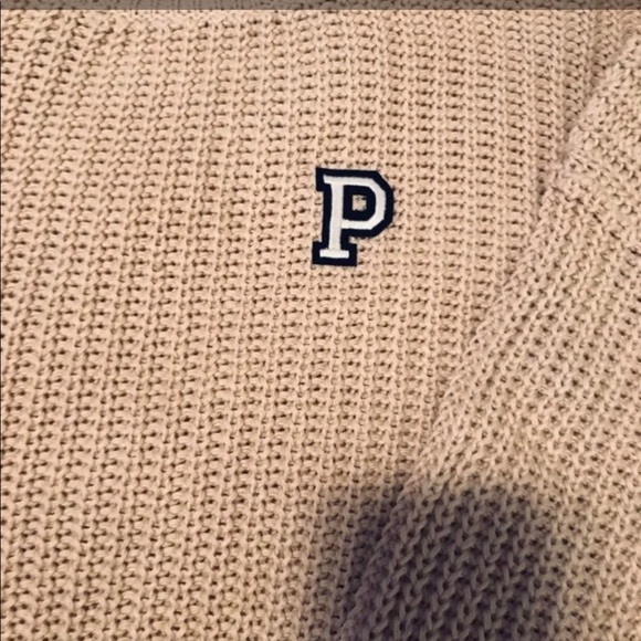 Victoria’s Secret Heritage Sweater NWOT - Picture 5 of 7